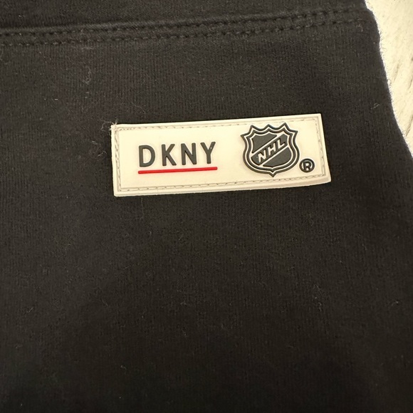 Chicago Blackhawks DKNY Sport Women’s Black Brooke Jogger Pants Size L - Picture 7 of 9